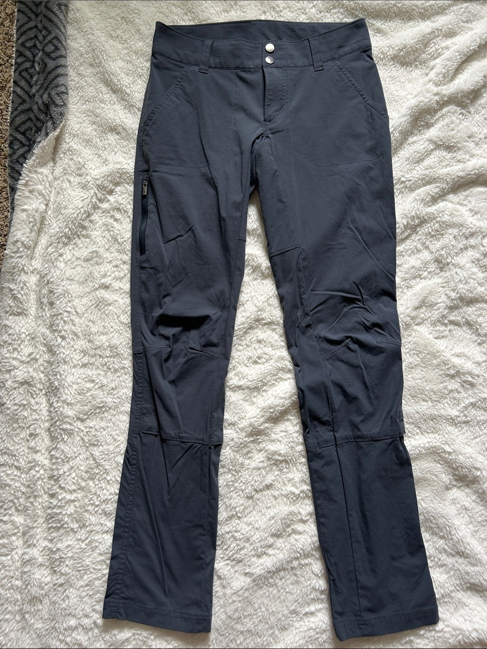 Columbia Women’s Grey Cargo Pants
